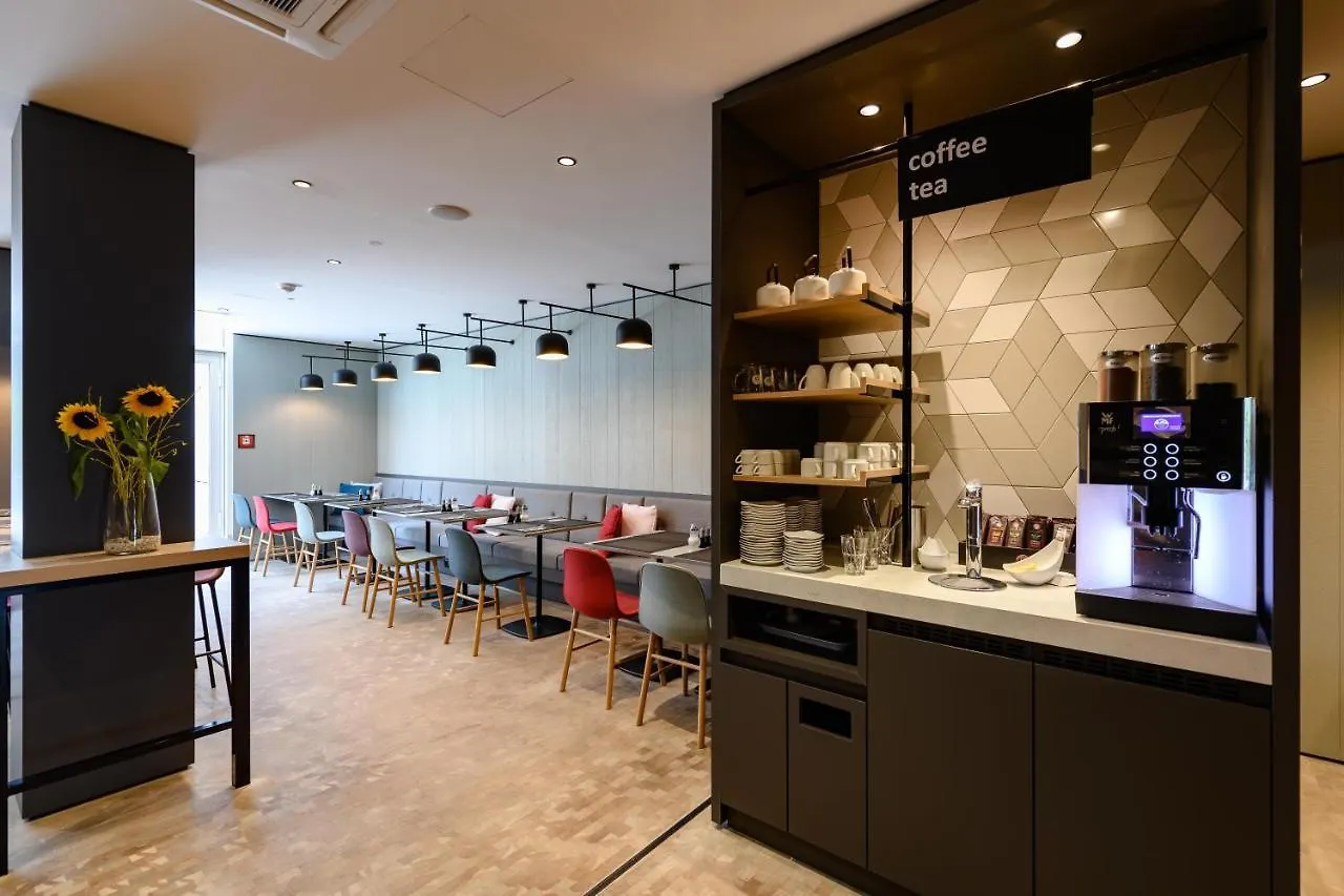 *** Hotel Mercure Muenchen City Schwabing Germany